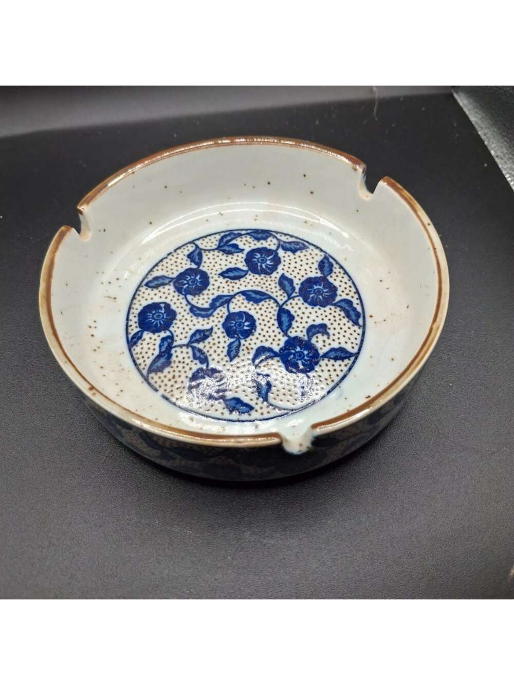 Handcrafted Ceramic Blue & White Ashtray Floral Pattern 4.5-Inch Round Design